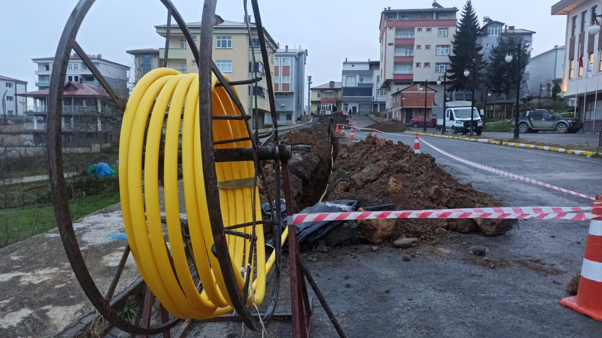 KABADÜZ’DE DOĞALGAZ ÇALIŞMALARI HIZLANDI